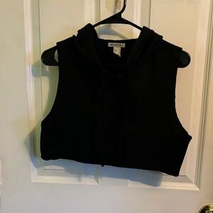 Forever 21 Black Sleevless Cropped Hoodie